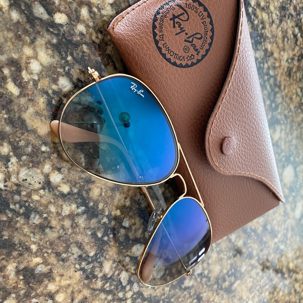 RAY-BANS- size 58- great condition!!